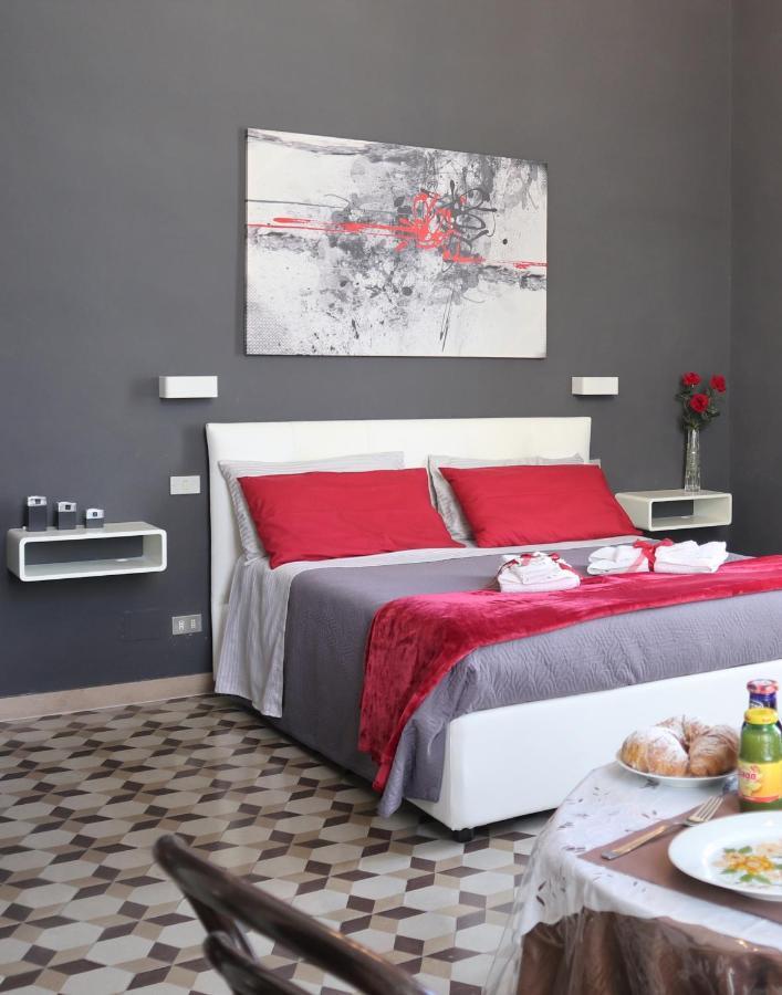 Chez Moi Charme B&B Lecce Ngoại thất bức ảnh