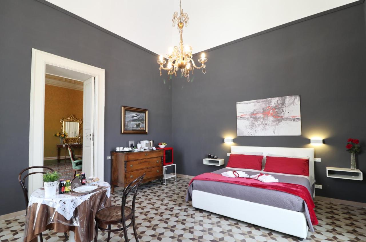 Chez Moi Charme B&B Lecce Ngoại thất bức ảnh