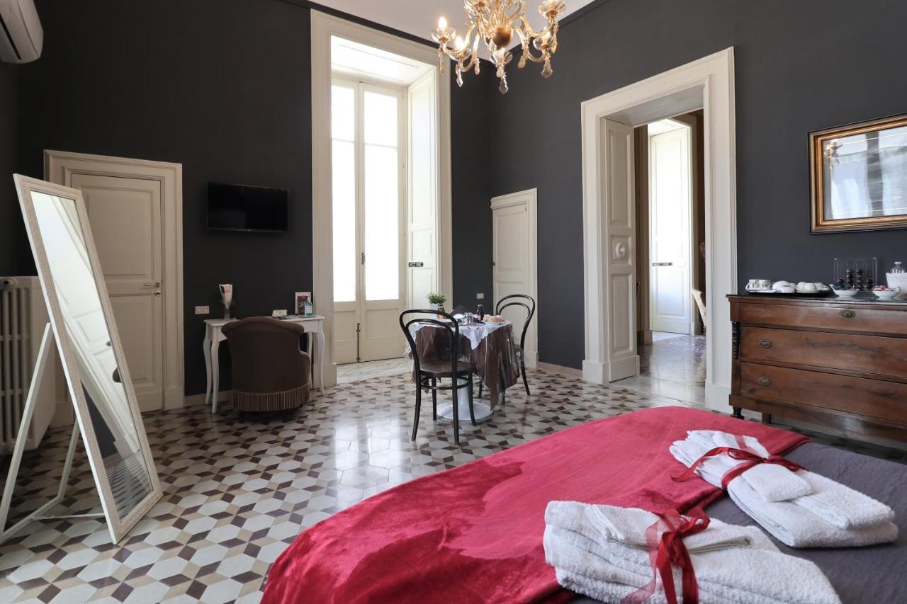 Chez Moi Charme B&B Lecce Ngoại thất bức ảnh