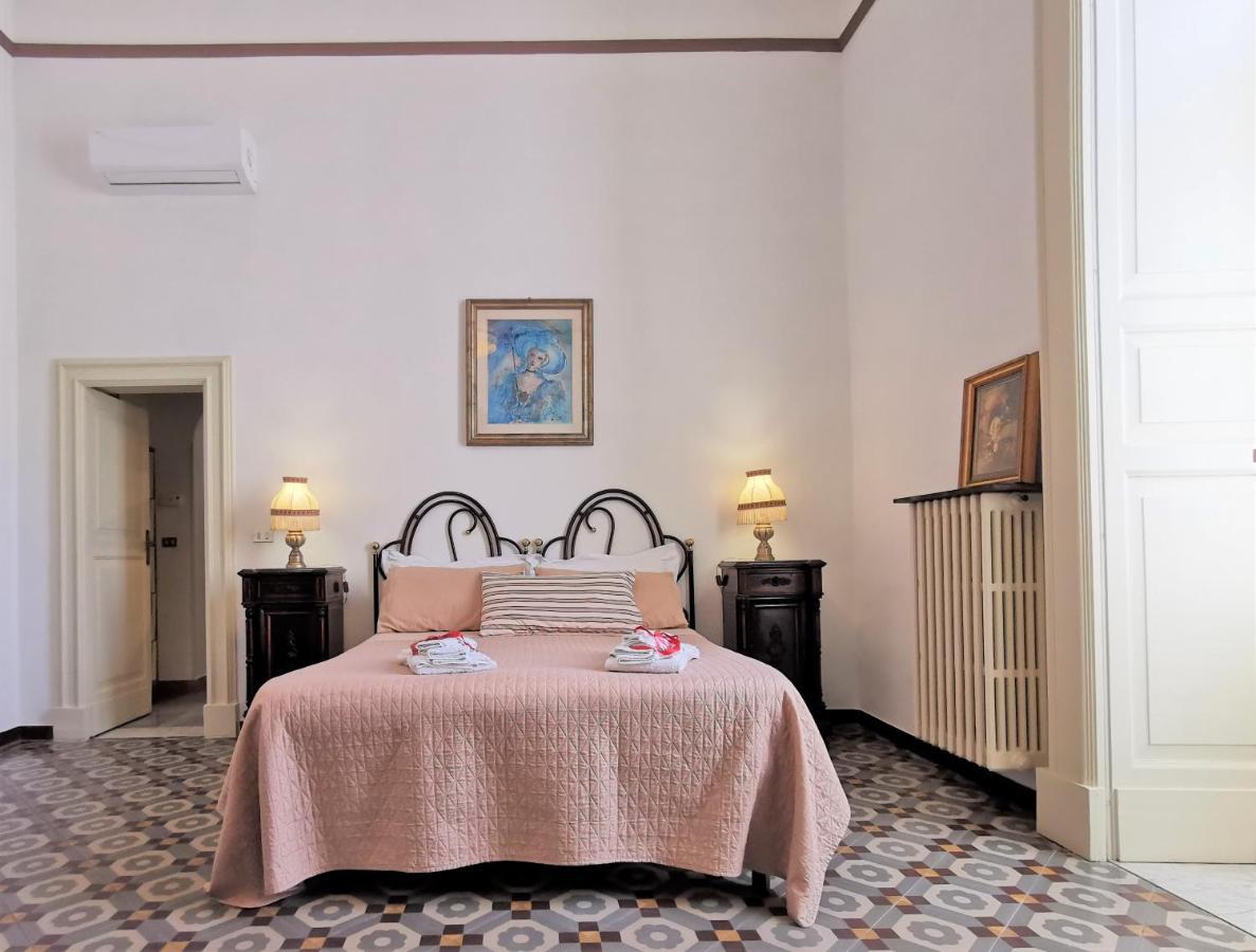 Chez Moi Charme B&B Lecce Ngoại thất bức ảnh